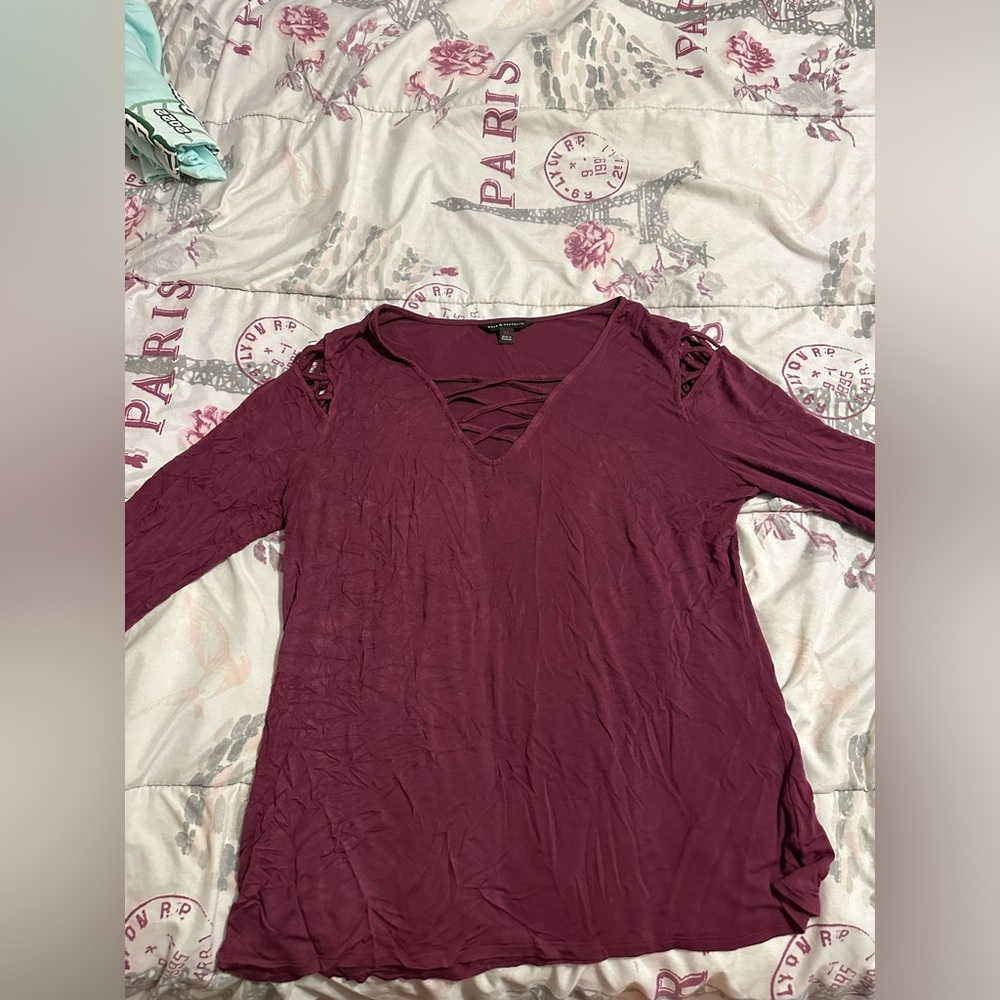 maroon front and shoulder cross tie long sleeve